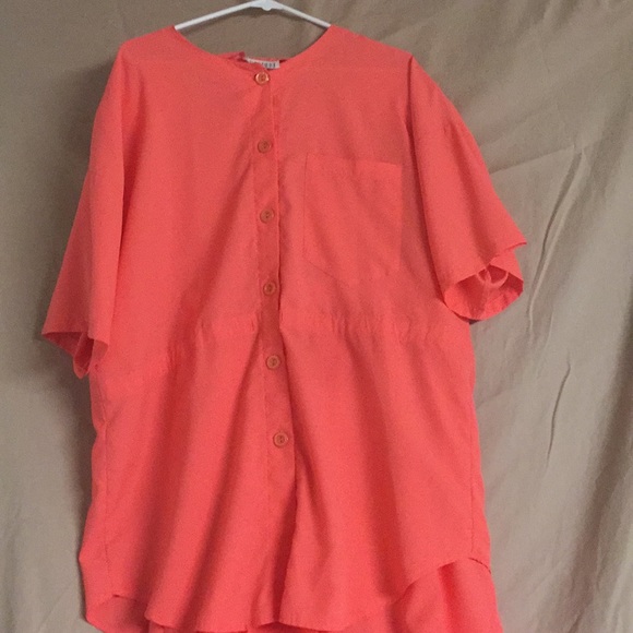 Stunning Vintage 2 Piece Peach Polyester Suit - Picture 2 of 12